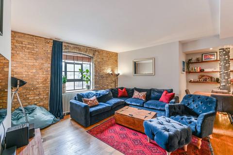 2 bedroom flat for sale, Ship House, Battersea Square, Battersea Square, London, SW11