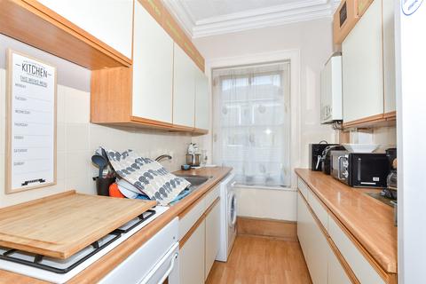 1 bedroom flat for sale, Overcliffe, Gravesend, Kent