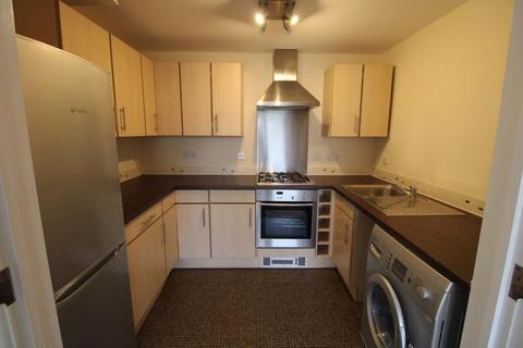 2 bedroom flat to rent, Lion Court, Southbridge, Northampton, NN4