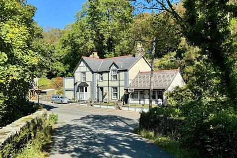 4 bedroom house for sale, Capel Curig, Betws-Y-Coed