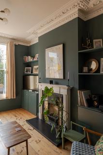 2 bedroom property for sale, Hampton Road, London E7