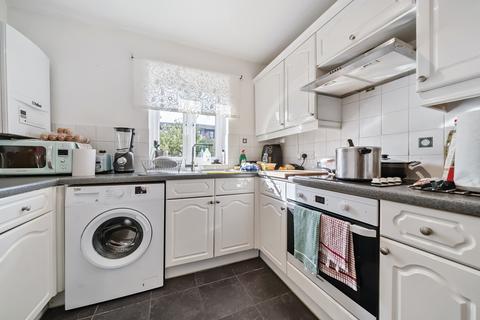 45 Buttermere Close, Morden, SM4 4SG