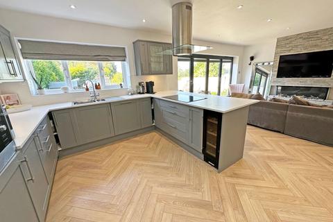 31 Malthouse Lane, Earlswood, Solihull, B94 5RX