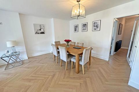 31 Malthouse Lane, Earlswood, Solihull, B94 5RX