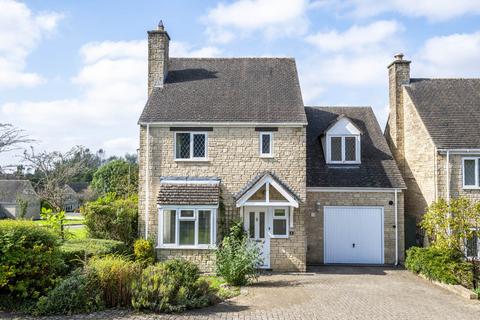 4 bedroom detached house for sale, Wilcox Road, Chipping Norton