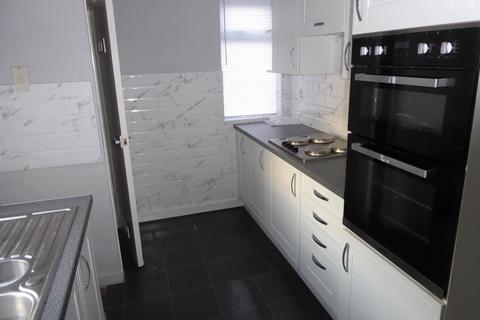 Flat 2, 196 Lichfield Road, Bloxwich, Walsall, WS3 3BS
