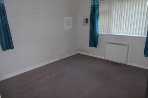 Flat 2, 196 Lichfield Road, Bloxwich, Walsall, WS3 3BS
