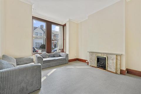 4 bedroom terraced house for sale, Coleraine Road, London N8