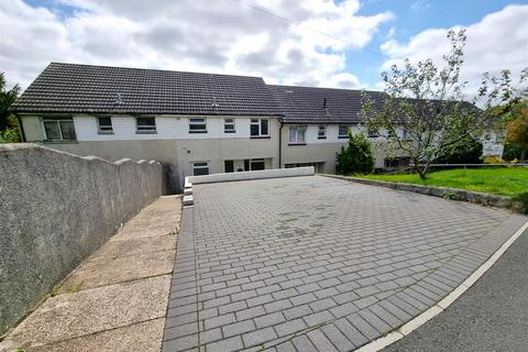 3 bedroom terraced house for sale, St. Leonards Road, Lanstephan, Launceston