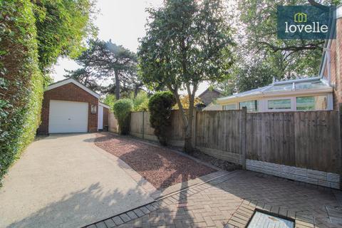 42 Station Road, Great Coates, Grimsby, DN37 9NN