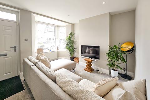 71 Albert Road, Harrogate, HG1 4HX