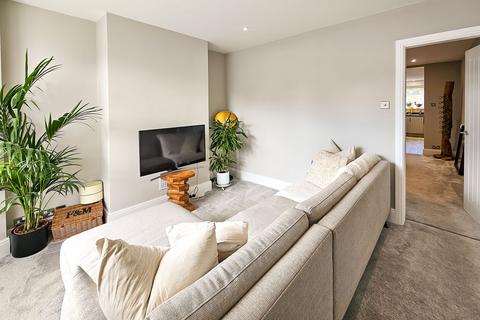 71 Albert Road, Harrogate, HG1 4HX