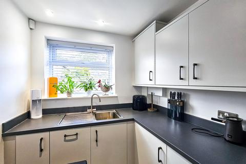 71 Albert Road, Harrogate, HG1 4HX