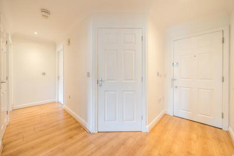 2 bedroom flat for sale, Slough,  SL3,  SL3