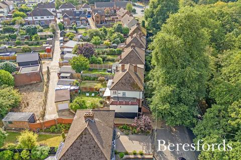 3 bedroom semi-detached house for sale, Hacton Lane, Upminster, RM14