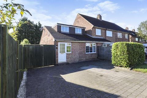 3 bedroom end of terrace house for sale, A Fairways Drive, Harrogate, HG2 7ES