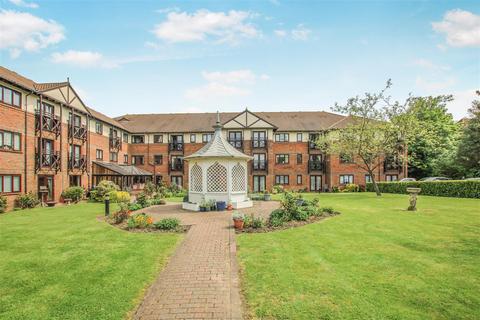 1 bedroom retirement property for sale, Sawyers Hall Lane, Brentwood