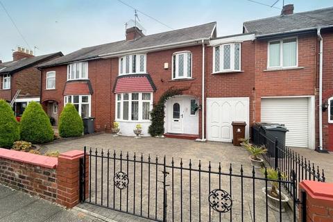 3 bedroom semi-detached house for sale, Fern Avenue, North Shields, NE29