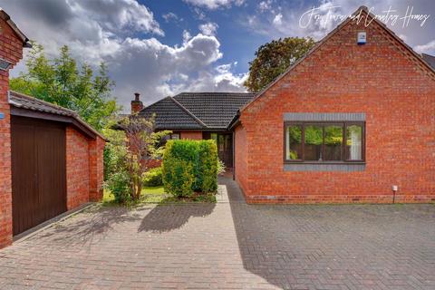 3 bedroom bungalow for sale, Yates Hay Road, Malvern WR14