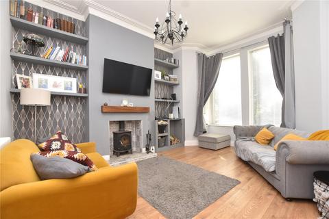 3 bedroom detached house for sale, Royston Hill, East Ardsley, Wakefield, West Yorkshire