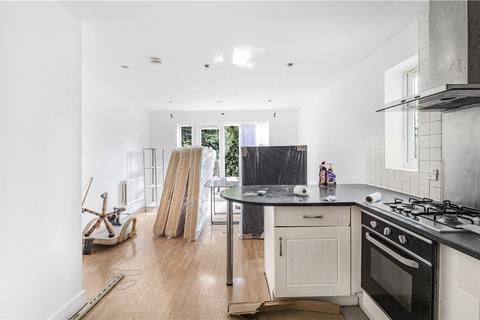 5 bedroom end of terrace house to rent, Franklin Place, London, SE13