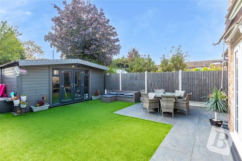 7 Tangmere Crescent, Hornchurch, RM12 5PL