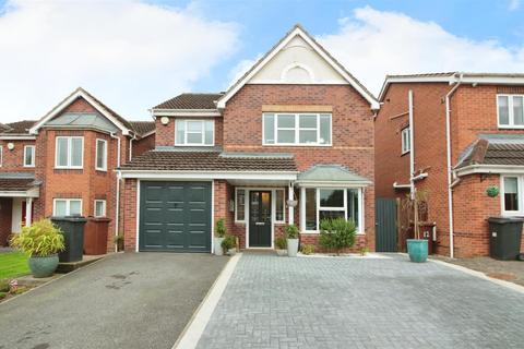 4 bedroom detached house for sale, Forrester Court, Wakefield WF3