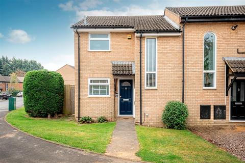 2 bedroom house for sale, Gillfield Close, High Wycombe HP11