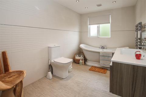 undefined, Chelmsford Road, Shenfield, Brentwood