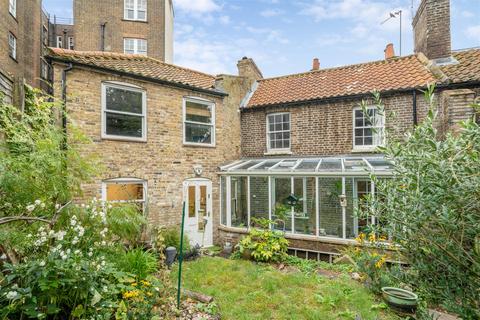 4 bedroom end of terrace house for sale, Arlington Cottages, London