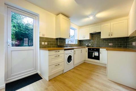 2 bedroom semi-detached house to rent, Moeran Close, Browns Wood