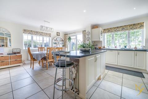 4 bedroom detached house for sale, Worcester WR6