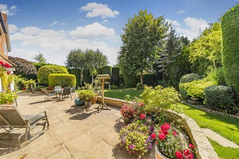 Foxwood House Delarue Close, Tonbridge, TN11 9NN
