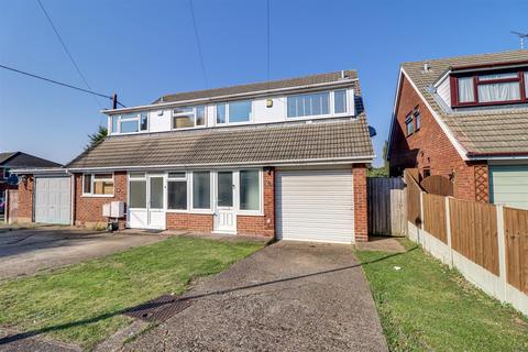 4 bedroom chalet for sale, Borrowdale Close, Benfleet SS7