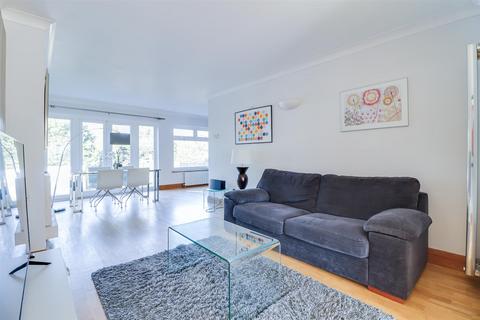 3 Borrowdale Close, Benfleet, SS7 3HE