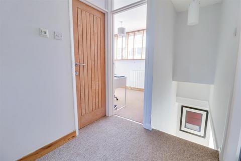 3 Borrowdale Close, Benfleet, SS7 3HE