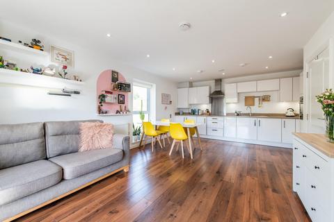 7, Chalk Pit House, 27 Havelock Drive, Greenhithe, DA9 9YJ