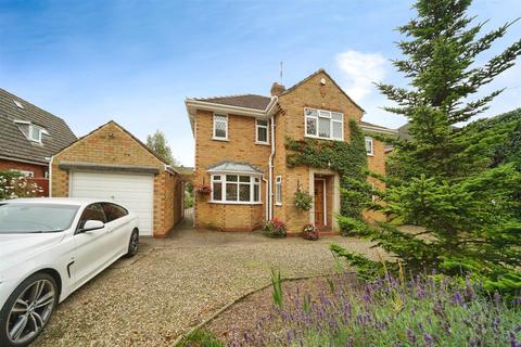 4 bedroom detached house for sale, The Vale, Kirk Ella