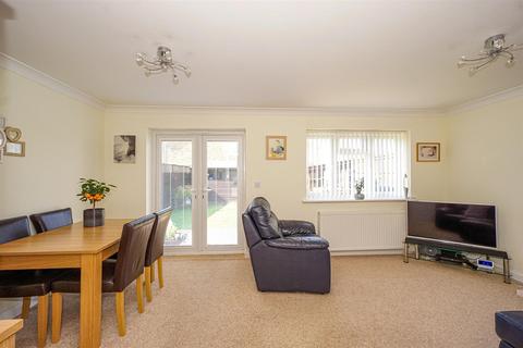 3 bedroom detached house for sale, Hillside Road, Hastings