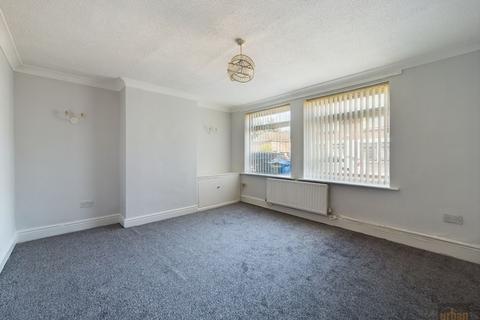 3 bedroom terraced house for sale, Lindsay Road, Walton