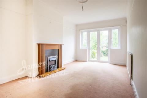 70 Pollards Hill North, London, SW16 4NY