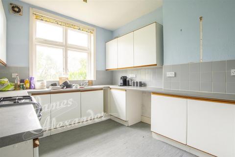 70 Pollards Hill North, London, SW16 4NY