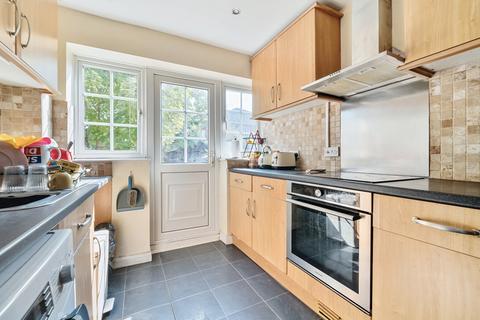 3 bedroom end of terrace house for sale, Bath Road, Reading, Berkshire