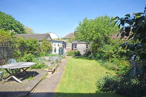 5 bedroom semi-detached house for sale, Staines Road, Twickenham