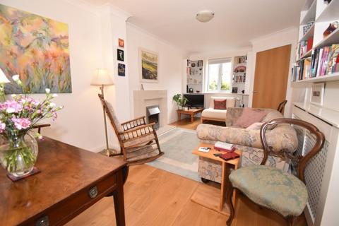 42 Fleming Way, Exeter, EX2 4TP