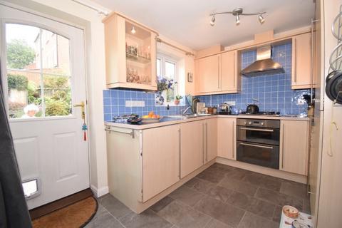 42 Fleming Way, Exeter, EX2 4TP