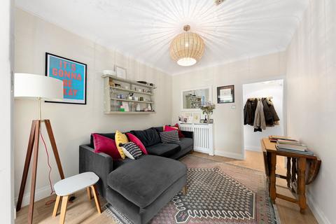 16 Devonshire Road, London, SW19 2EN