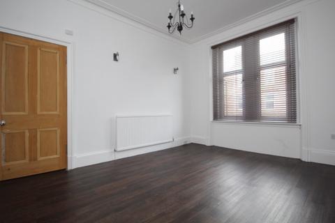 2 bedroom flat to rent, 48 John Street, Helensburgh, G84 8XL