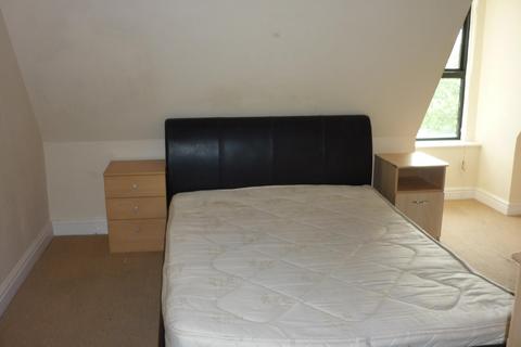 3 bedroom flat to rent, Meribel Square, Prescot L34