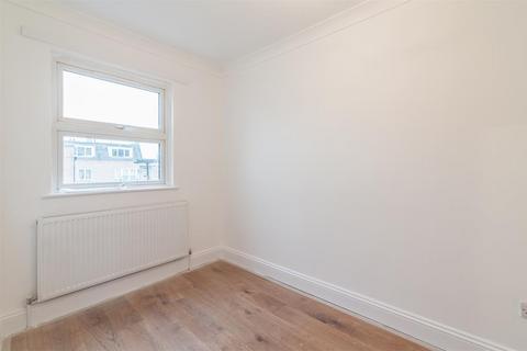 2 bedroom apartment to rent, Brooksby's Walk, Chatsworth Road London, E9